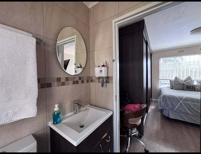 3 BEDROOM FREESTANDING TO LET IN SUNNINGDALE